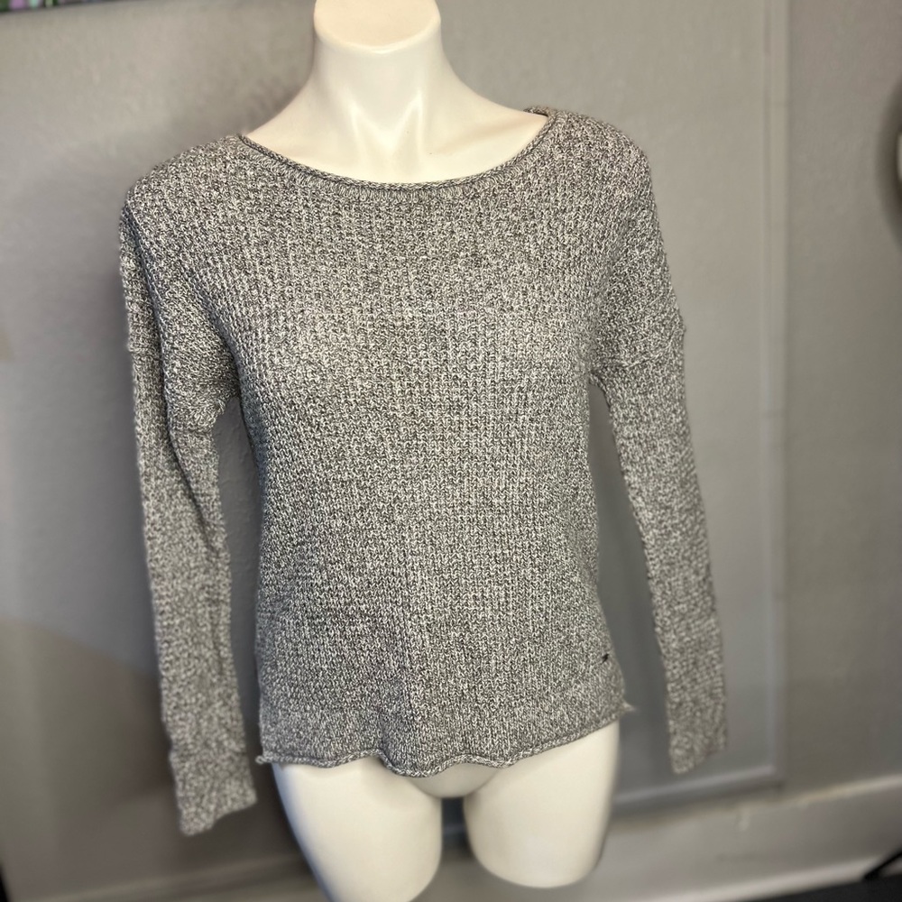 Hollister sweater